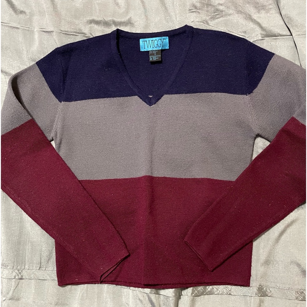 Twiggy brand knit sweater